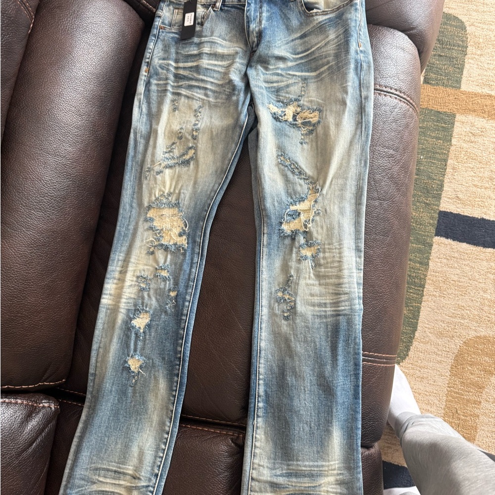 Men's Slim Straight Distressed Jeans